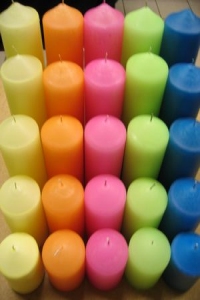 Neon Range Candles